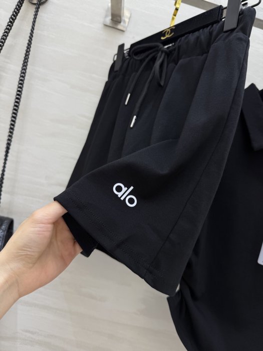 Костюм женский фото 4