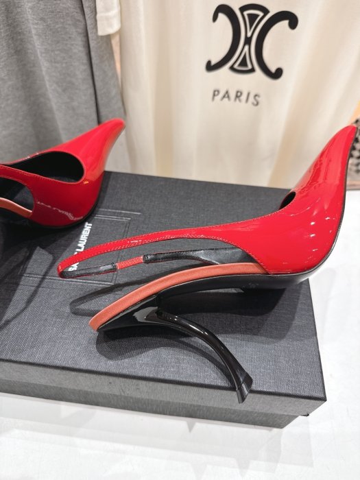 Босоножки фото 8