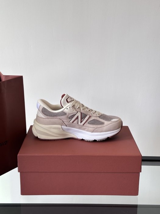 Sneakers Loro Piana x NewBalance 990v6 фото 6