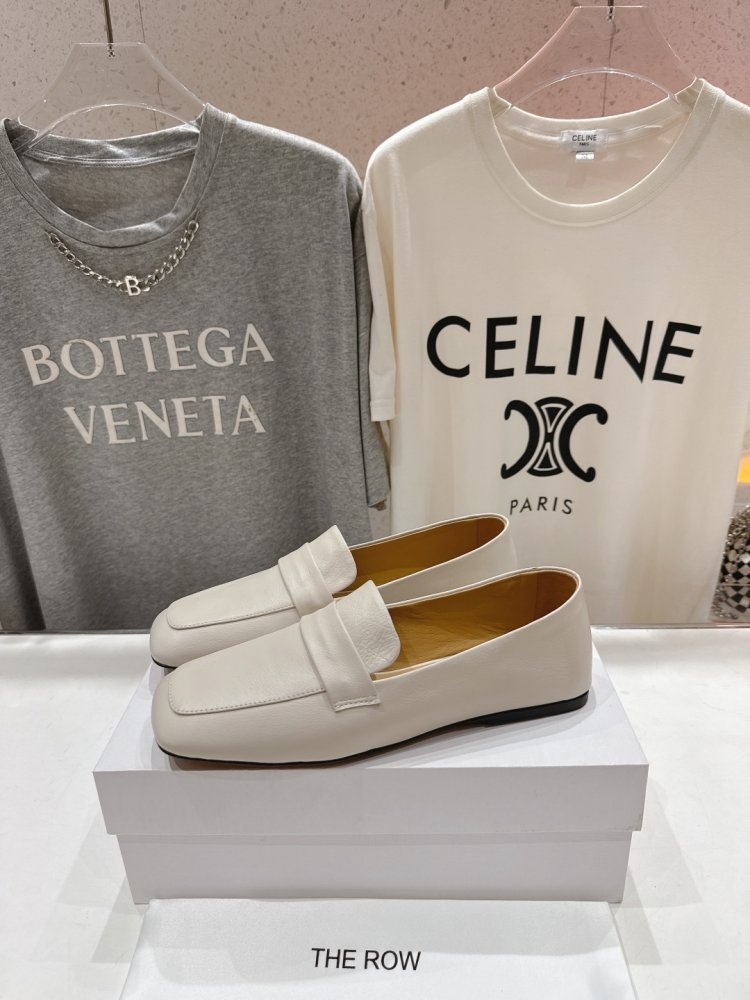 Туфли женские фото 3