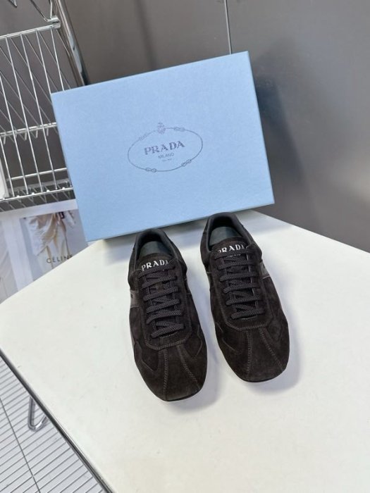 Кроссовки фото 7