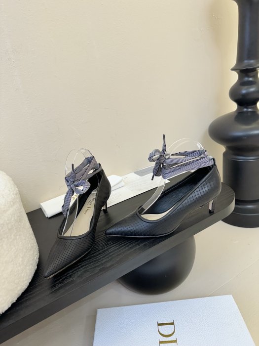 Туфли женские фото 3