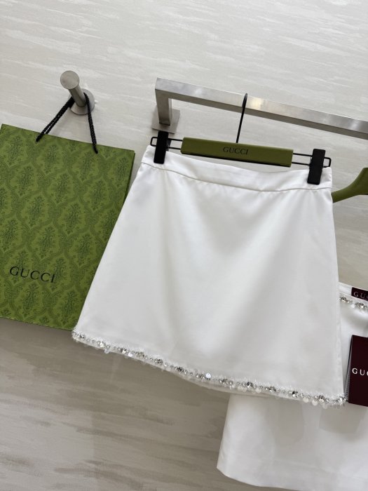 Костюм жіночий фото 8