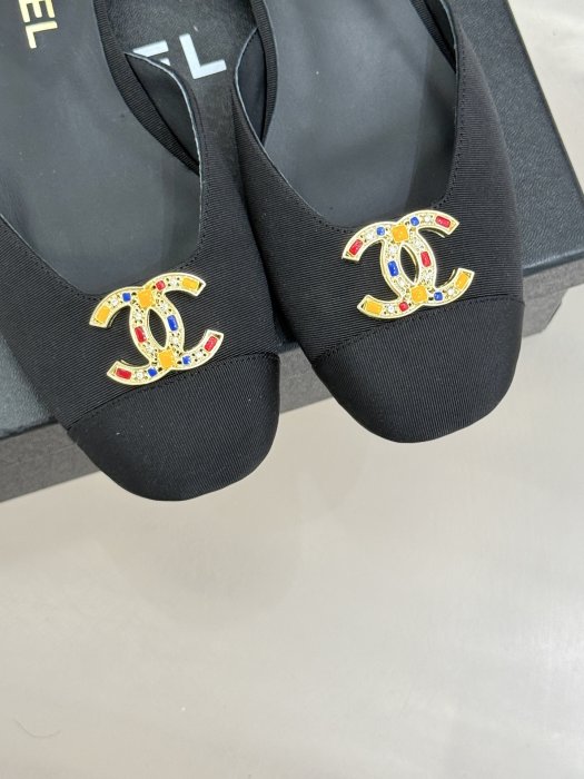 Босоножки фото 7