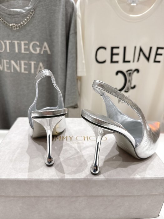 Босоножки фото 8