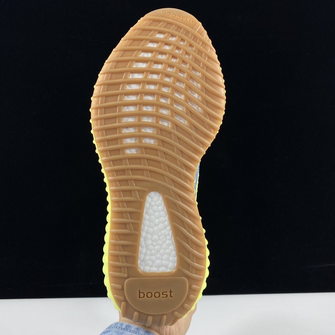 Кроссовки Yeezy Boost 350V2 фото 7