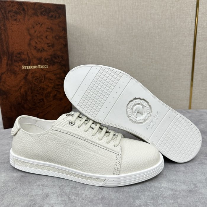 Кросівки фото 8