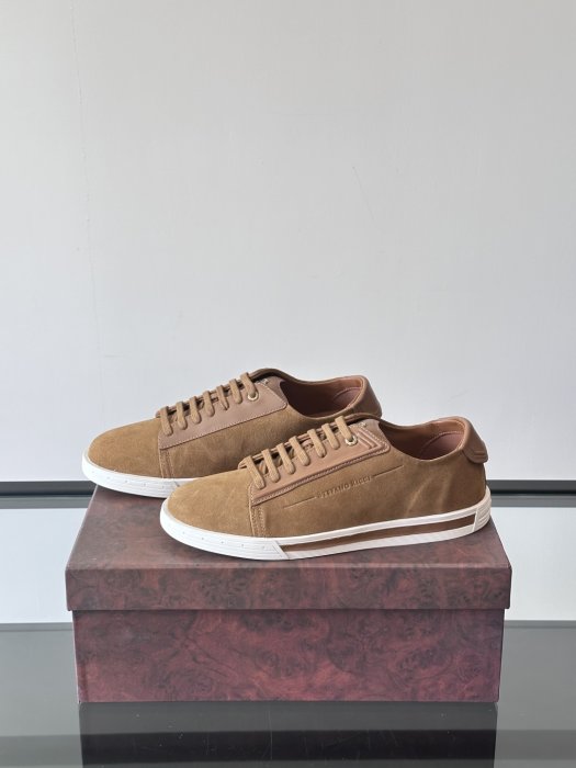 Кроссовки фото 3