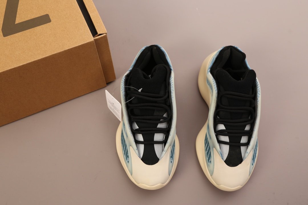 Sneakers Yeezy 700 V3 Kyanite - GY0260 фото 9