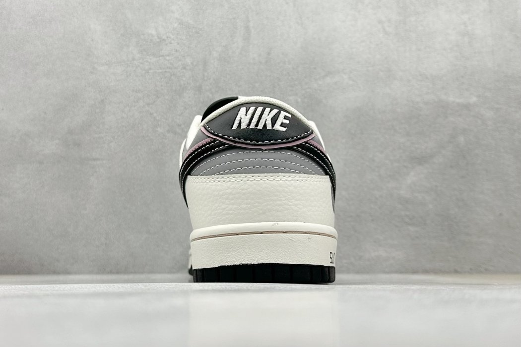 Кроссовки Nike Dunk Low Retro фото 6