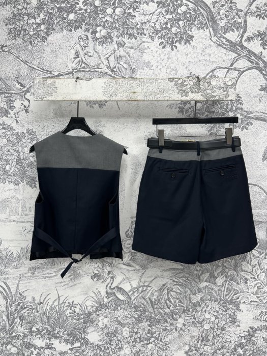 Костюм женский фото 7