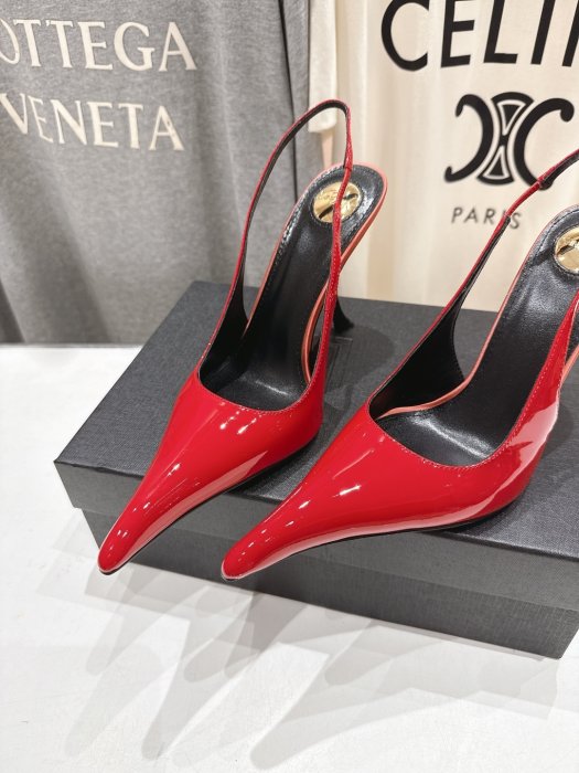 Босоножки фото 7