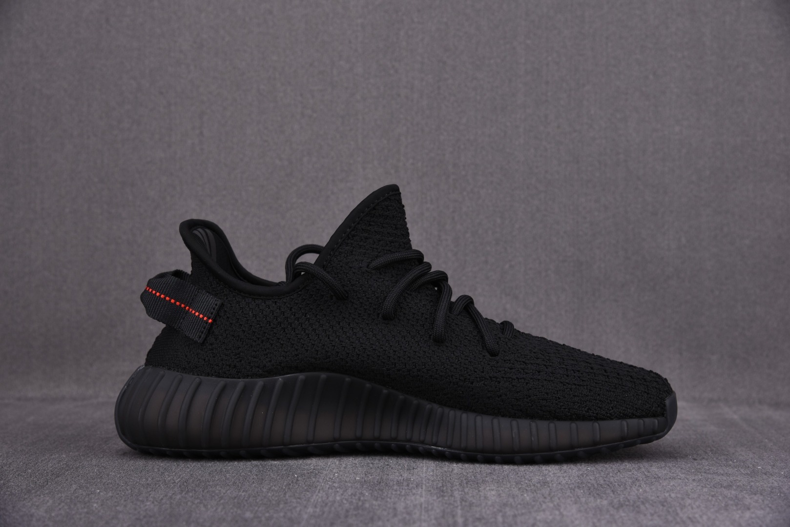 Sneakers YEEZY BOOST 350 V2 фото 2