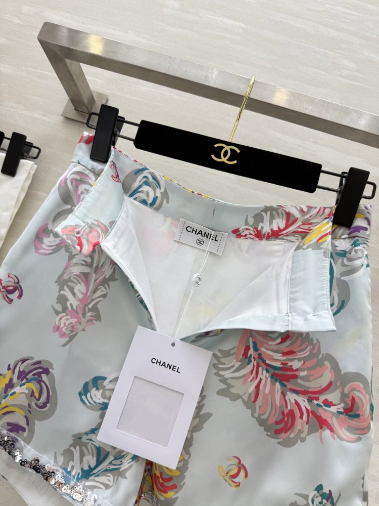 Shorts women's фото 8