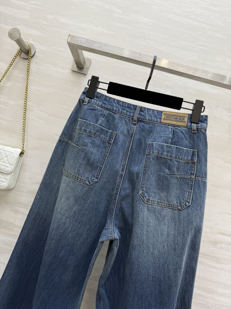 Джинсы женские фото 8