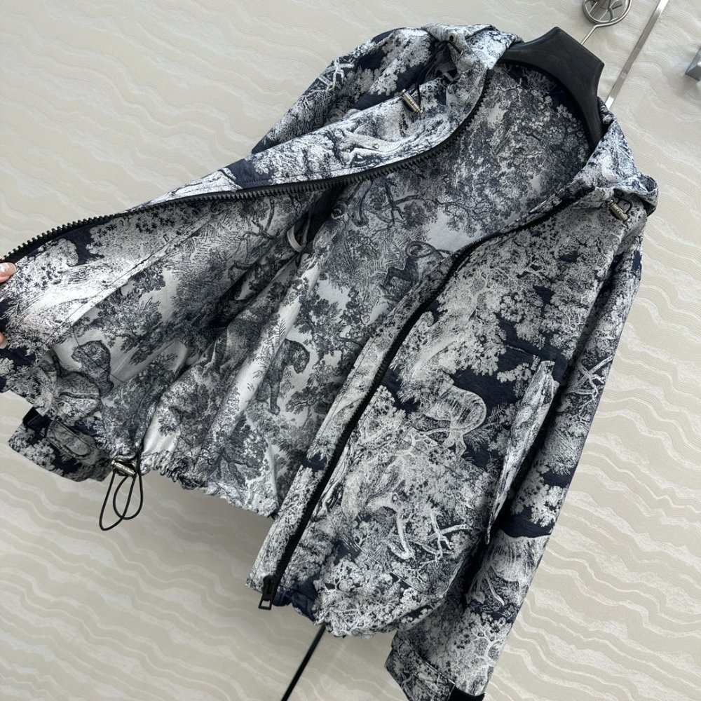 Jacket women's фото 6