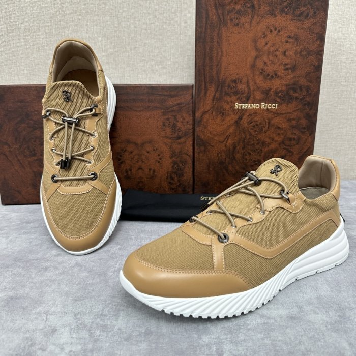 Кросівки фото 3