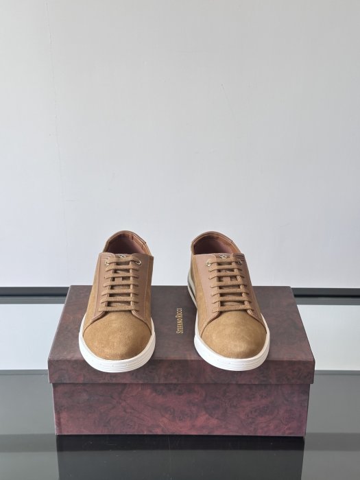 Кроссовки фото 2