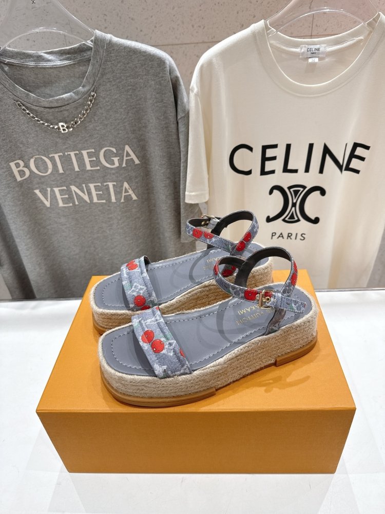 Sandals women's фото 3