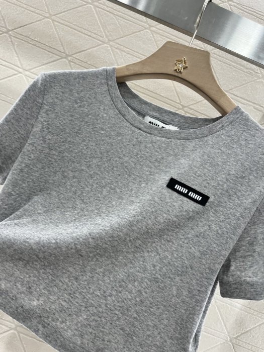 Футболка женская фото 7