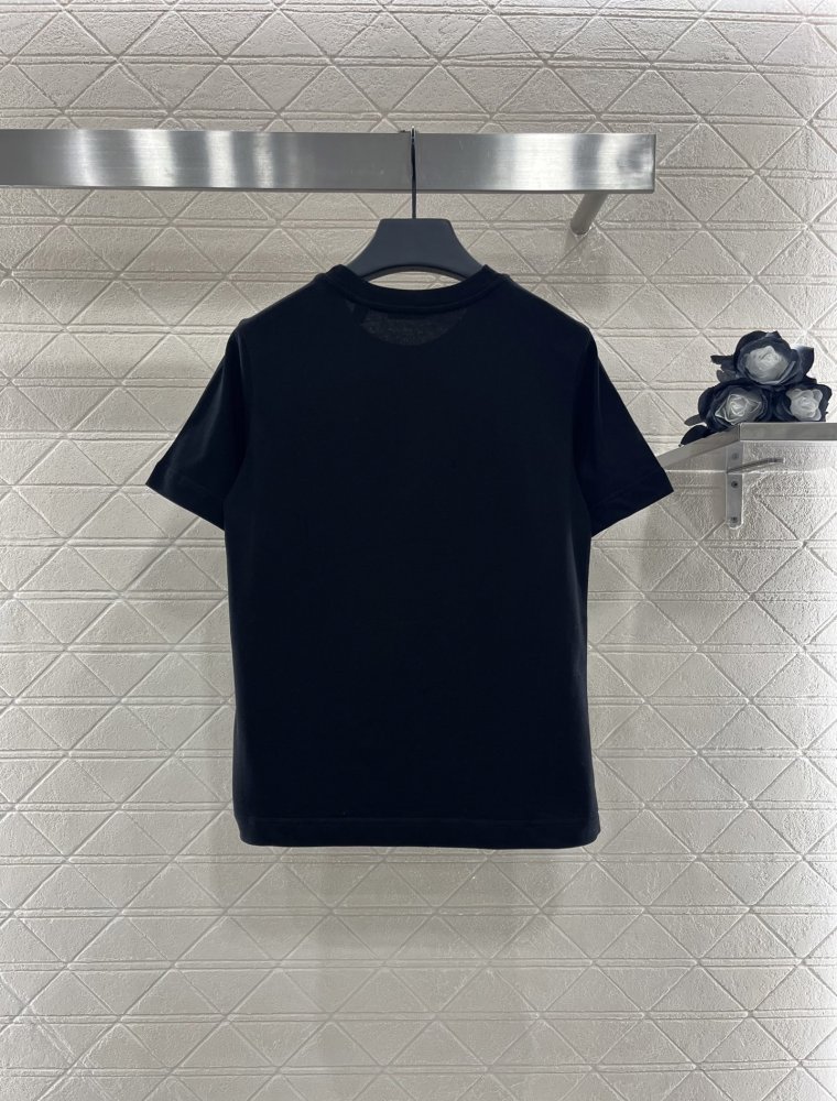 Футболка жіноча фото 2