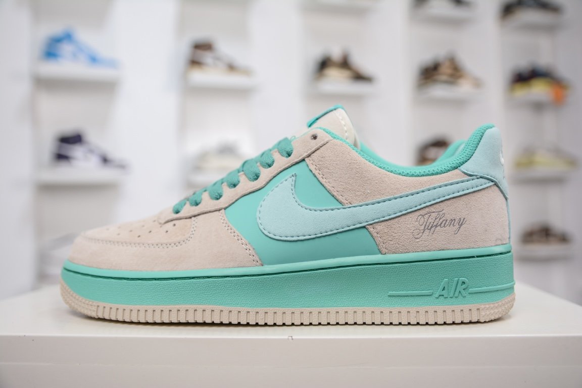 Кросівки Tiffany Co. x Nike Air Force 1 Low S Friends and Family