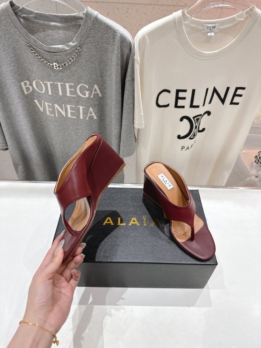 Босоножки фото 4