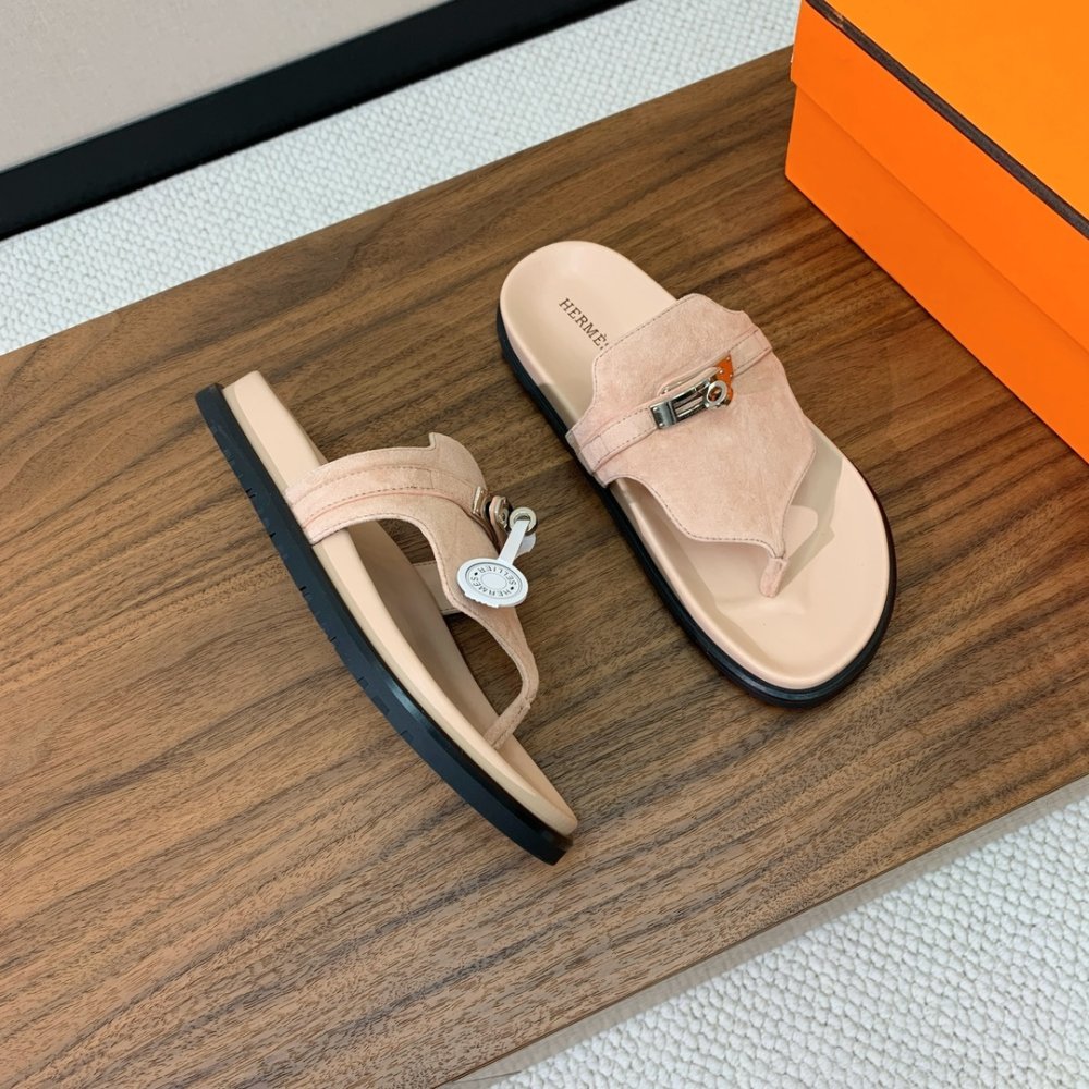 Шльопанці жіночі фото 5