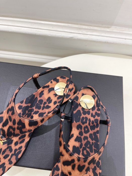 Сандалии женские фото 6