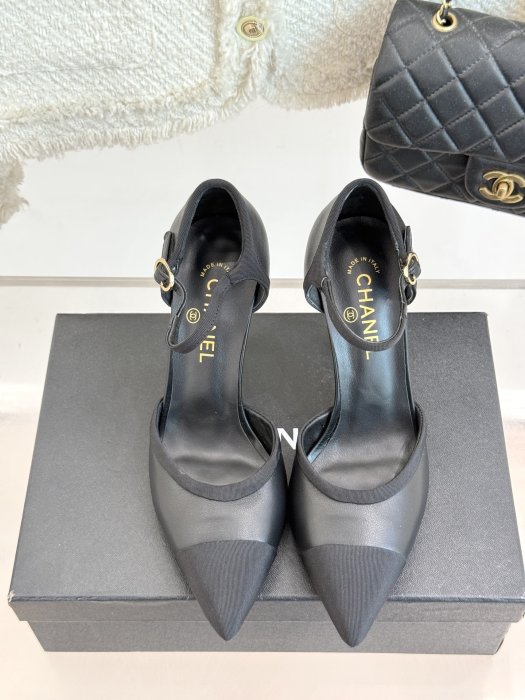 Босоножки фото 4