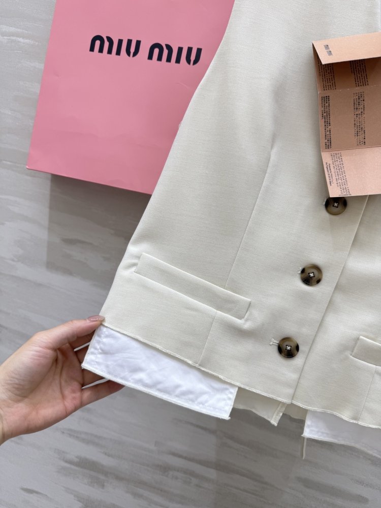 Costume female фото 5