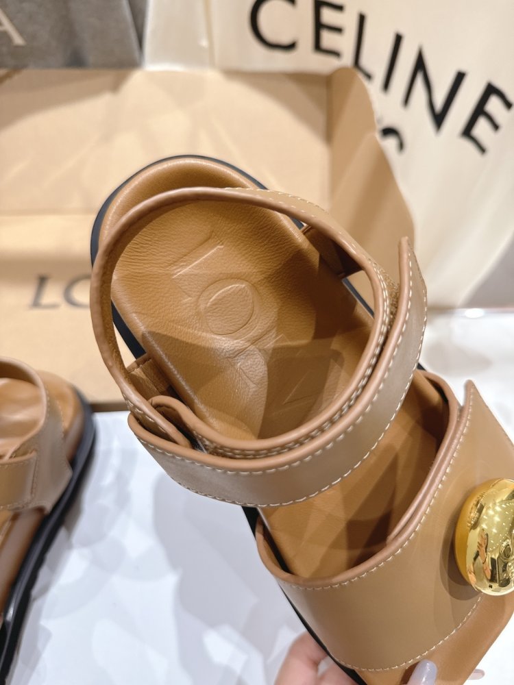 Сандалі жіночі фото 4