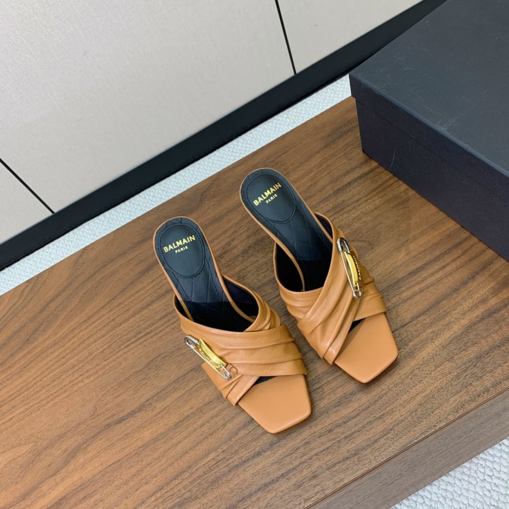 Босоніжки фото 3