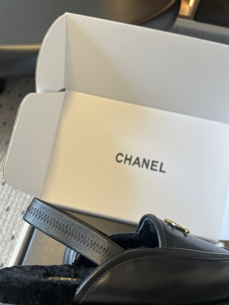 Лоферы Chanel 25A женские фото 9