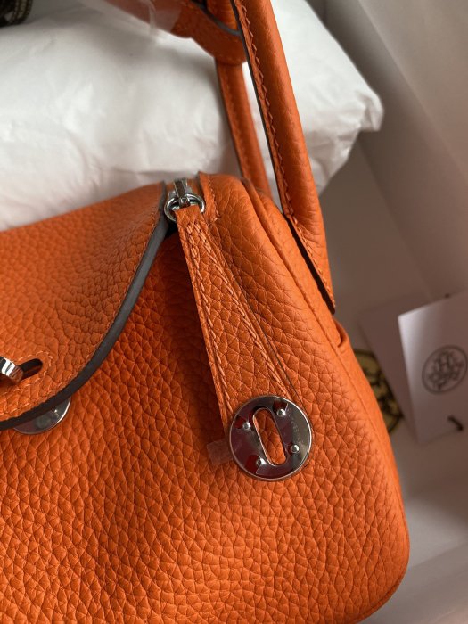 A bag women's Mini Lindy 19 cm фото 3