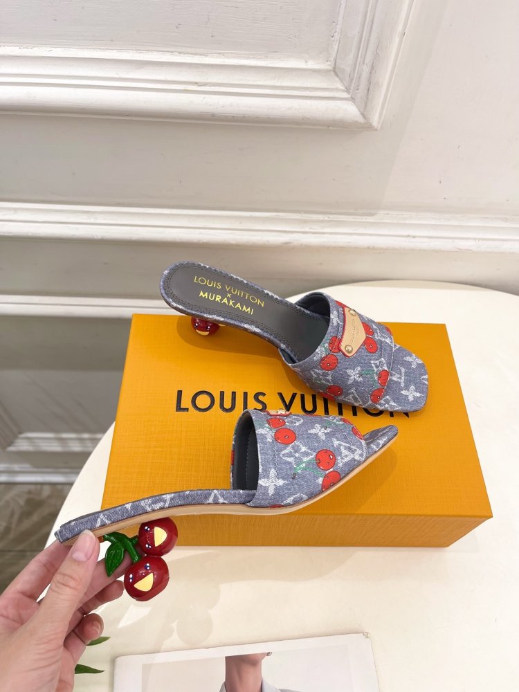 Босоніжки фото 5