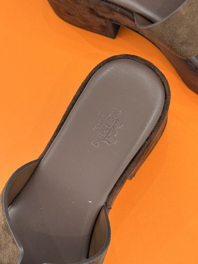 Босоножки фото 8