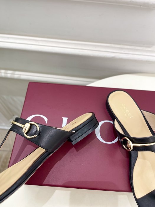 Босоножки фото 7