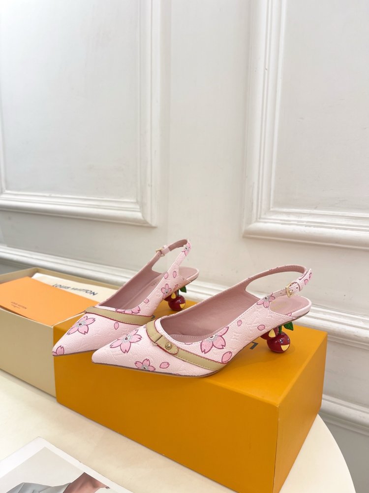 Босоніжки фото 5