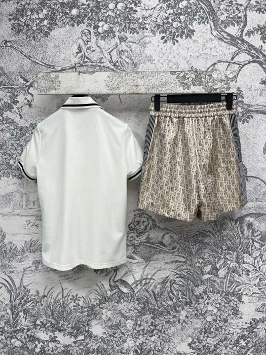 Костюм женский фото 7