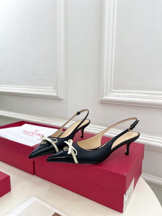 Босоножки фото 3