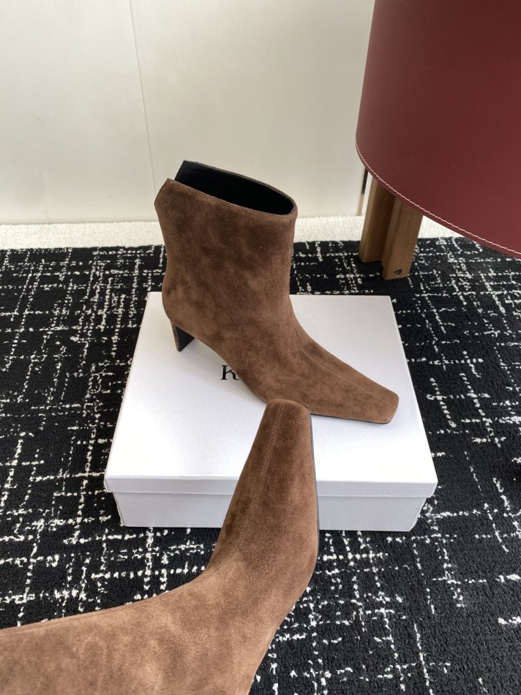 Boots women's фото 7