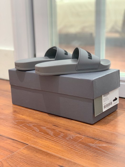 Шлепанцы фото 7