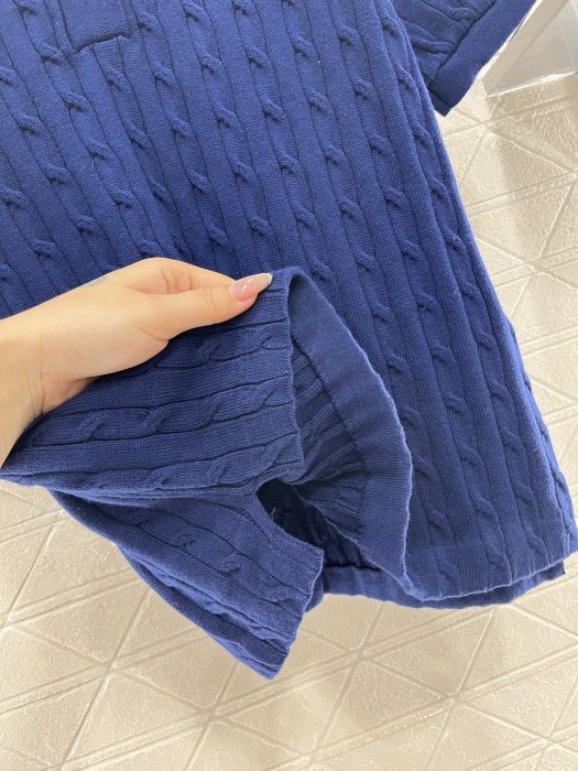 Футболка жіноча фото 8