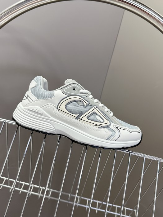 Кроссовки фото 5