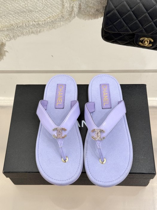 Шлепанцы фото 4