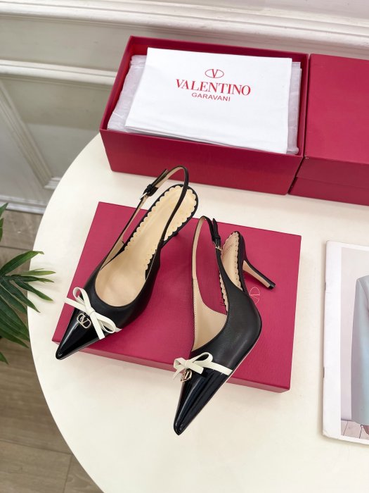 Босоножки фото 3