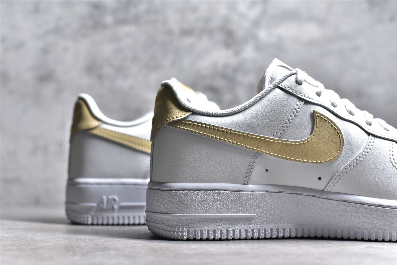 Sneakers Air Force 1 07 Essential CZ0270-105 фото 9