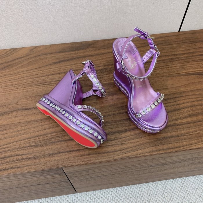 Босоножки фото 3