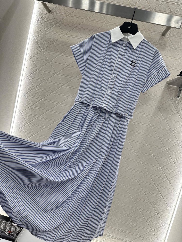 Платье в полоску со съемным воротником фото 6